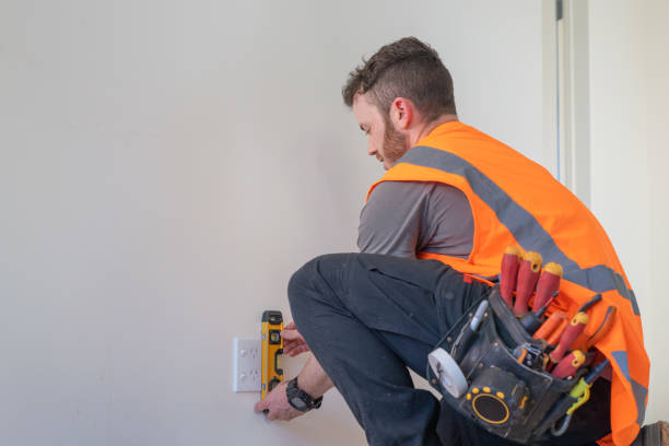 Best Local Electrician Companies  in Redgranite, WI